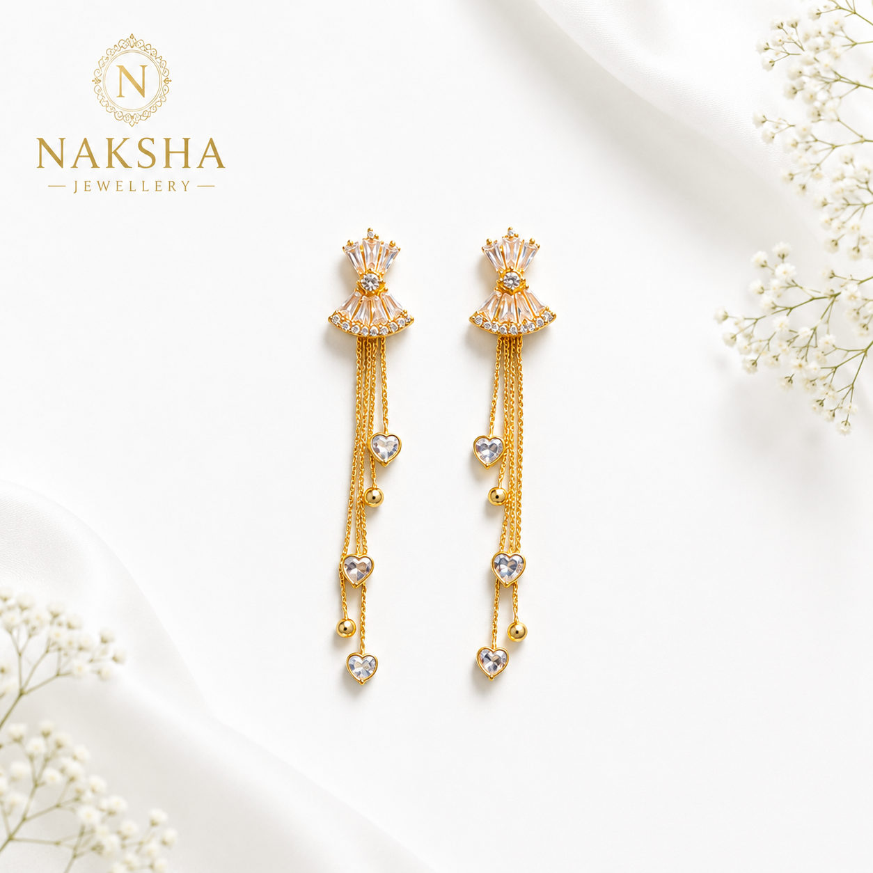 Luxury jewellery pearl and fans